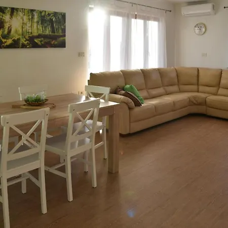 Stunning In W/ Sauna, Wifi And 3 Bedrooms * Gračišče