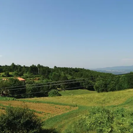 Stunning In W/ Sauna, Wifi And 3 Bedrooms Lägenhet Gračišče