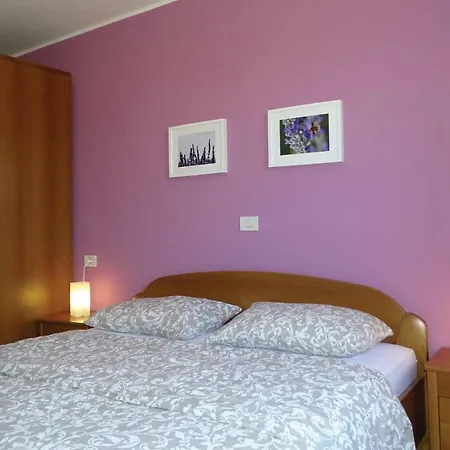 Stunning In W/ Sauna, Wifi And 3 Bedrooms Lägenhet
